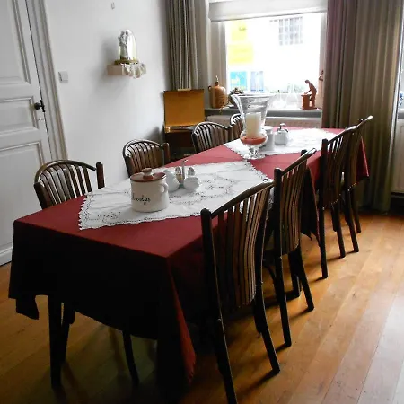 An Officers House Brujas